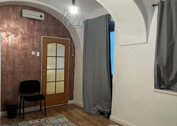 O9a Private In Center Ubytovanie v rodine